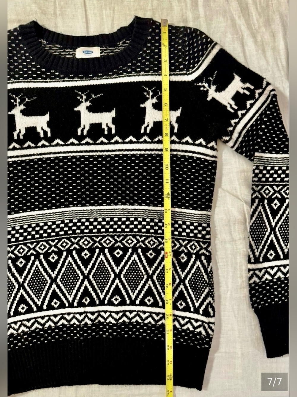 Old Navy Fair Isle Reindeer Christmas Sweater Black White Size Small Petite - Picture 8 of 8